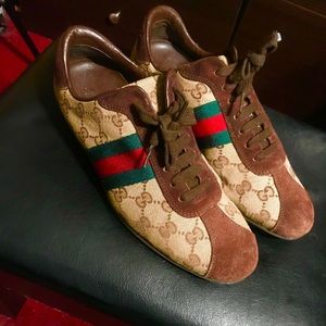 AUTHENTIC GUCCI SNEAKERS